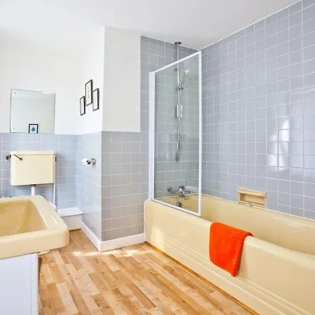 Logwood House Holiday home *